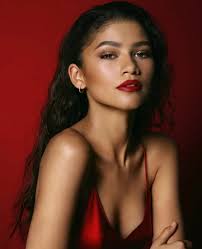 Полное имя — зендея мари штёрмер коулман (zendaya mary stoermer coleman). Zendaya Zendaya Otzyvy Pokupatelej