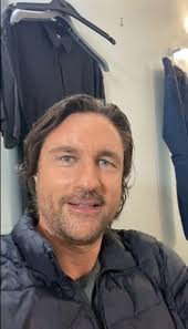 is it possible to send a message to the general lobby in multiplayer