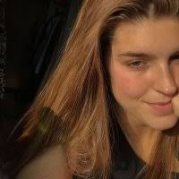 chloë (@chloemulford)