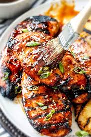 5 Minute Prep Easy Teriyaki Chicken Infused With Sweet Chili Sauce For Added Depth Of Flavor And Best Teriyaki Chicken Recipe Chicken Recipes Sweet Chili Sauce
