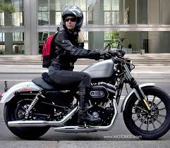 Top speed iron 883 2018 von harley davidson auf der deutschen autobahn / on german autobahn. Harley Davidson Iron 883 Sportster Ride Review Motoress