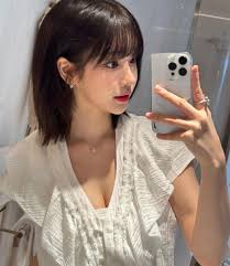 연 30억 수익↑ BJ 과즙세연, 백만 번 고민하고 올려… 놀라운 비키니 몸매