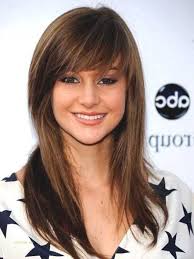 This long layered hairstyle is perfect for thick, wavy hair, as it gives your locks more definition by creating big, structured waves. Pin On Afrohair