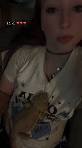 I just got a bearded dragon last night she's 3 years old need to know what  all she can eat. I got crickets and super worms. I need to k ow what