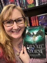 Hi friends 💕 I'm a tea artist (yes, that's a real thing!) and a hopeless  book addict. I spend my days homeschooling, drinking tea in the garden, and  hiding from my responsibilities