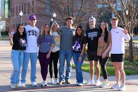 Drop a 💜 if you're ready for...