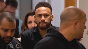 Fußballstar neymar soll frau in hotel vergewaltigt habenfocus onlineneymar droht ungemach. Privatsphare Verletzt Neymar Muss Wegen Posts Bei Der Polizei Aussagen Stern De