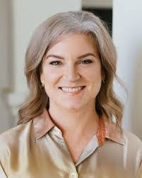 Erika Huber's Instagram, Twitter & Facebook