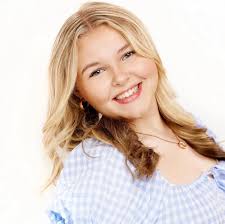 National Daughter Day huh 🤔, love ya BEAN