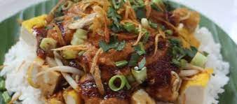 Nasi Lengko Enak Dan Murah Meriah Khas Cirebon Resep Resepkoki Recipe Resep Nasi Resep Piring Saji