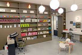 L Univers De Bonton Coiffure 3eme Arrondissement Paris Www Bonton Fr Bonton Paris Salon De Coiffure Pour Enfants Coiffeur Paris