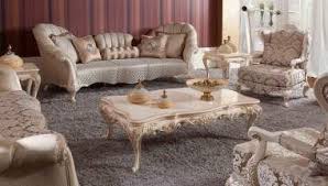 Kalender Klasik Koltuk Takimi 16310 8 Tl Livingroom Layout Classic Living Room Home Decor