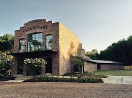 Madison companion animal hospital is a family owned business. Mannsdale Animal Clinic L The Mac L Veterinarian In Madison Ms Pet Clinic Veterinarian Clinic