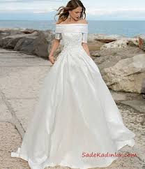 2020 Saten Gelinlik Modelleri Straplez Karmen Yaka Kisa Kol Islemeli Dantel Gelinlik Bohem Gelinlik Sirti Acik Gelinlikler