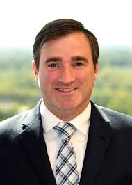 Brett Sayers's Instagram, Twitter & Facebook