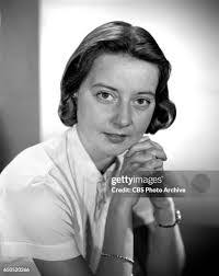 Elsie Delgado's Instagram, Twitter & Facebook