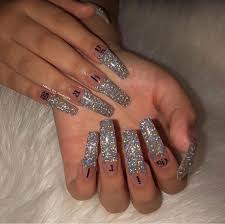 Pick anywhere from four to six hues and watch the masterpiece reveal itself. Aesthetic Marble Nails And Acrylic Nails Image 6924204 On Favim Com