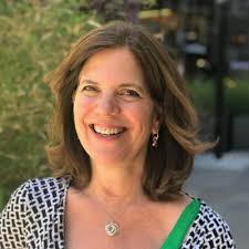 Marketri's Fractional CMO, Amanda Zarle, attended MIT's AI-Powered Women  Summit to explore how AI is transforming B2B marketing.