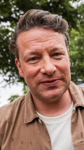 Jamie Olivers Frau: Alle Infos über die Beziehung des britischen TV-Kochs