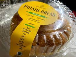 Terdapat aneka kreasi dalam cara membuat dadar gulung ini, variasi yang paling familiar bagi masyarakat kita adalah dadar gulung dengan khas olahan parutan kelapa atau unti sebagai isinya. Holland Bakery Medan Satria Kota Harapan Indah Alamat Cabang Peta Daftar Harga Menu No Telepon Jam Buka Foodierate