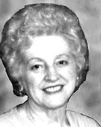 Elizabeth Fiore's Instagram, Twitter & Facebook