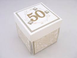 Die Goldene Hochzeit Meiner Eltern Habe Ich Dann Auch Gleich Zum Anlass Genommen Meine Er Geschenke Zur Goldenen Hochzeit Geschenkbox Hochzeit Goldene Hochzeit