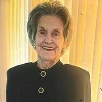 Teresa Holbert's Instagram, Twitter & Facebook