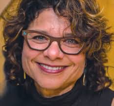 Deborah Poisson's Instagram, Twitter & Facebook