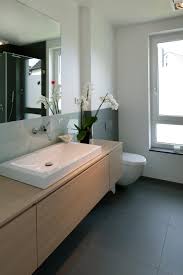 Modernes Einfamilienhaus In Essen Moderne Badezimmer Von Stockhausen Fotodesign Modernes Badezimmer Badezimmer Gestalten Kleine Badezimmer