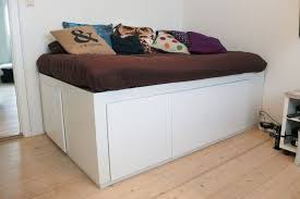 Bettcouch Aus Kommode Und Matratze Hochbett Selber Bauen Bett Selber Bauen Ikea Mobel