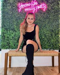 Brec Bassinger - Free pics, galleries & more at Babepedia