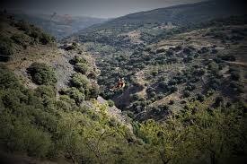 Sus coordenadas geográficas son 37º 02', n, 2º 59', o. Surcando El Cielo De La Alpujarra La Voz De Almeria