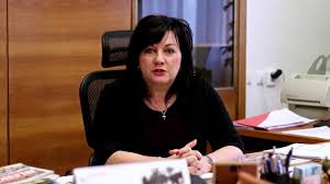 Alena schillerová (born 18 march 1964) is a czech politician and lawyer who currently serves as minister of finance in the government of the prime minister andrej babiš. Alena Schillerova K Navrhu Na Zruseni Superhrube Mzdy Youtube