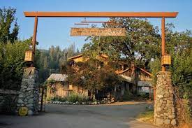Bar 717 Ranch Wedding Venue Hayfork Ca 96041 Ranch Wedding Venue Humboldt County Wedding California Outdoor