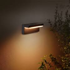 Philips Hue White And Color Ambiance Led Wandleuchte Nyro Schwarz Garten Aussenleuchten Leuchten Leds De In 2020 Wandleuchte Led Leuchten Aussenleuchten