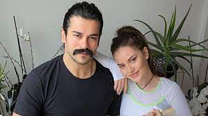 Fahriye evcen 3,5 yıldır birlikte olduğu oyuncu sevgilisi burak özçivit ile 29 haziran'da evlendi. I Appreciate You Wifey Burak Ozcivit Gifts Spouse Fahriye Evcen Two Presents Worth 68 000 Dollars Picture Al Bawaba