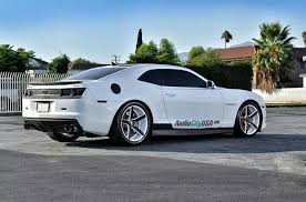 Black And White Camaro Black And White 5th Gen Camaro Camaro Chevrolet Camaro Chevy Camaro