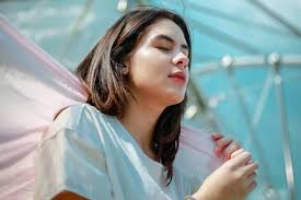 Stefhanie zamora husen yang juga dikenal sebagai stefhanie zamora atau steffi zamora (lahir di jakarta, 15 desember 2000; Kupendam Sendiri Tandai Kelahiran Kembali Steffi Zamora Sindonews Line Today