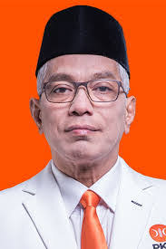 Abdul Hadi's Instagram, Twitter & Facebook