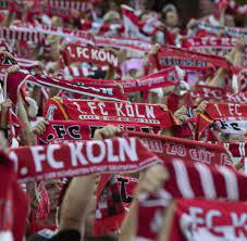 Given that many fans from afar have taken in fc as their bundesliga club of choice, it was only fair to bring things to a close by letting brian have the final word: 1 Fc Koln Union Berlin Polizei Stoppte Fans Mit Gezogener Waffe Welt