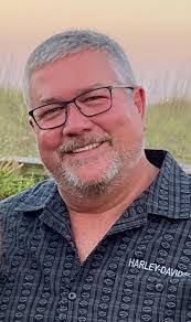 Thomas Medlock's Instagram, Twitter & Facebook