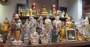 Dikirim cepet salah, dikirim lama salah, emang selain cewek, bocil juga ingin selalu benar, balas seller. Jual Patung Dewi Kwan Im Patung Budha Patung Dewa Kwan Kong