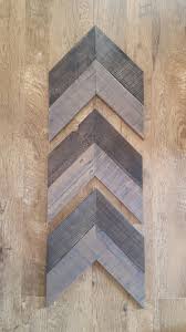 Set Of 3 Small Wood Chevron Arrows Wooden Arrow Chevron Art Etsy Wood Pallets Wood Wood Pallet Projects