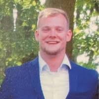 300+ 'Steve' profiles