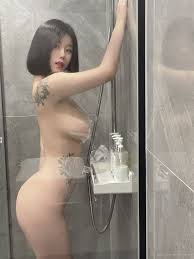 See the Jyeoning OnlyFans phenomenon - Jyeoning's flawless G-cup in detail