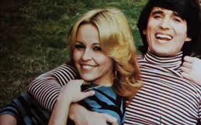 Όσα χρειάζεται να γνωρίσεις για το χορευτικό ζευγάρι του dancing with the stars. Mpessy Argyrakh Kai Pasxalhs Erxontai Bolo Gia Na Mas Apogeiwsoyn Volonakinews Gr Volonakinews Gr