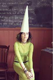 Katy Perry Green Hair Green Outfit Dunce Cap Katy Perry Photos Katy Perry Katy Perry Green