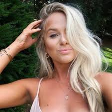 Casey Corradin's Instagram, Twitter & Facebook