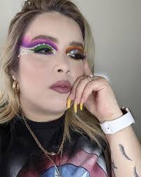 Mimi Rosas's Instagram, Twitter & Facebook