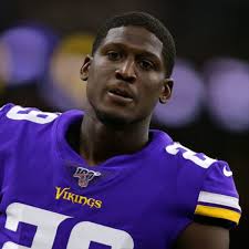 Xavier Rhodes reportedly signing a one-year deal with the Colts
